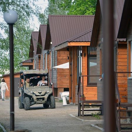 فندق Yahotynفي  Recreational Center Rezidentsiya المظهر الخارجي الصورة